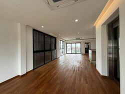 Lucky Hills (D16), Terrace #523799511